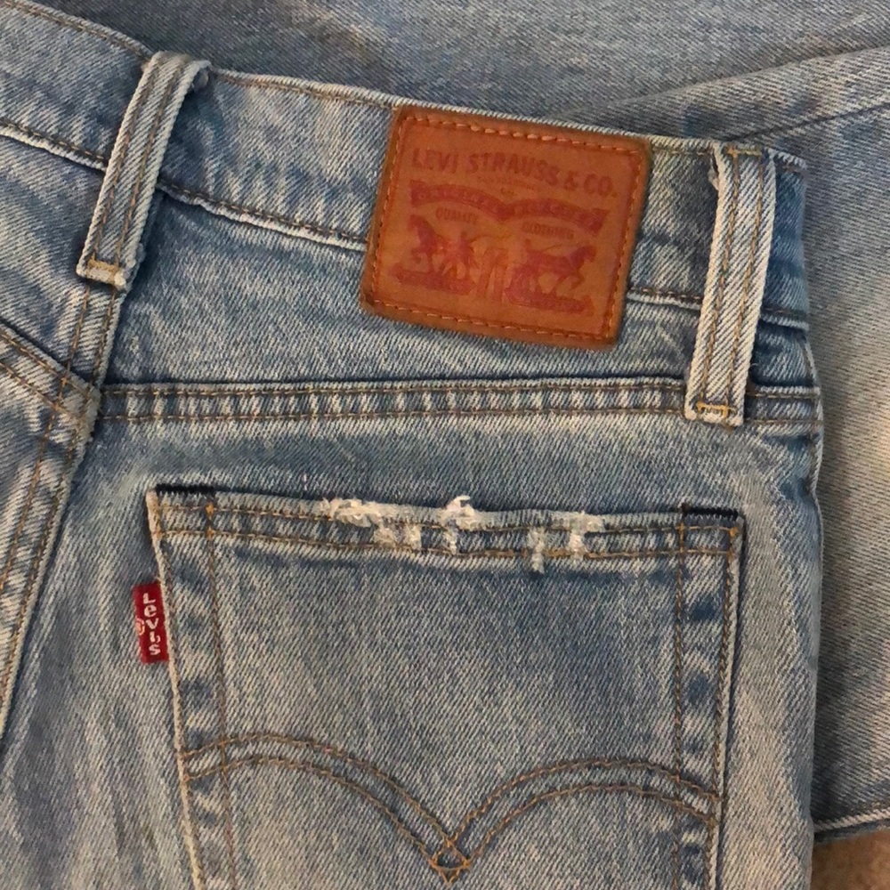 Levi jeans